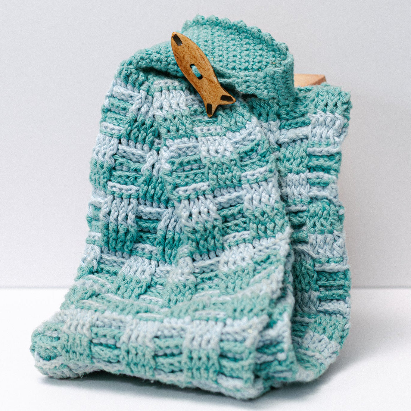 Ocean Tide Kitchen Towel - Intermediate PDF Crochet Pattern